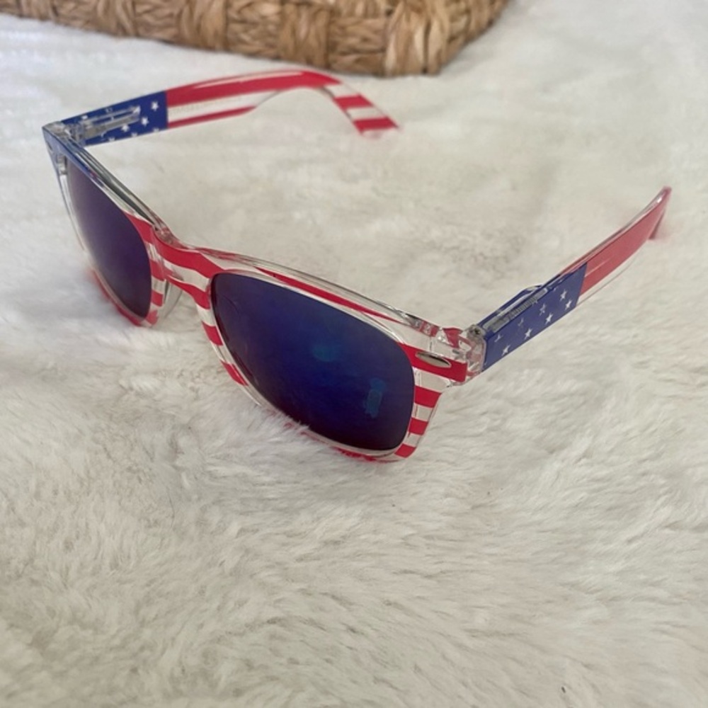 USA Glasses American Flag Wayfarer Blue Lens Sunglasses patriotic New